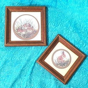 Cute VTG Bunny Wall Decor